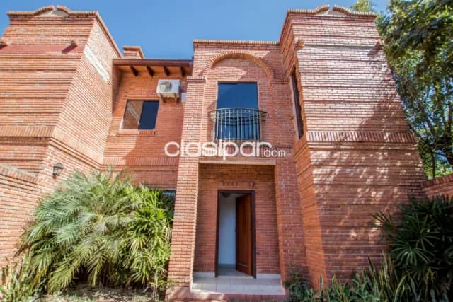 Villa aurelia: Elegante ubicación, 3 dormitorios, jardín, piscina, 167.000usd, foto 2