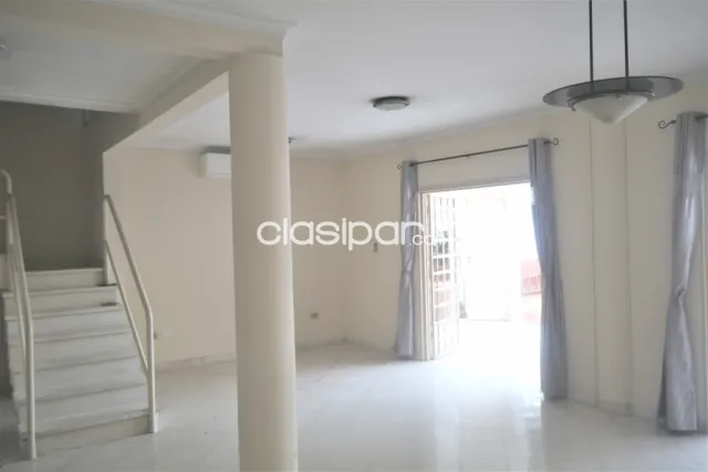 Bo Jara – univ. Americana: Chalet en oferta, 3 suites, 5 baños, 250.000 usd!, foto 3