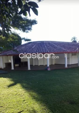 Amplia inmueble en venta en Los Laureles — foto 5