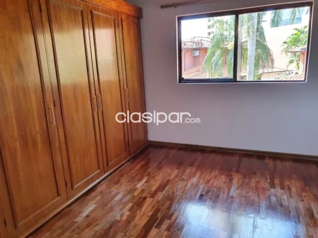 Se alquila casa en condominio cerrado zona Ykua Sati — foto 3