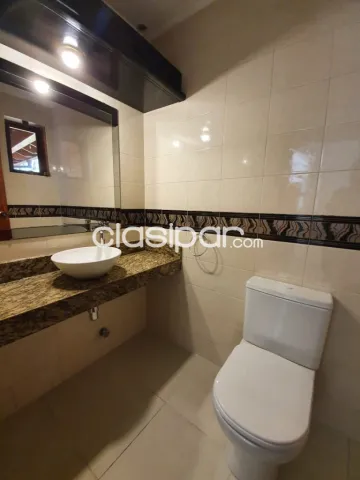 Se alquila casa en condominio cerrado zona Ykua Sati — foto 4
