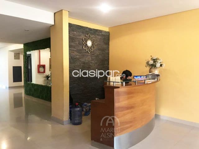 Departamento con 3 dormitorios en suite zona 1er. Presidente