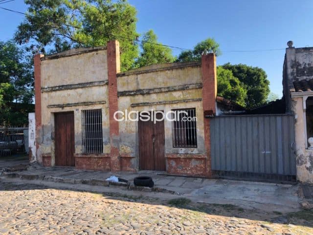 Terreno en barrio obrero con casa a demoler !