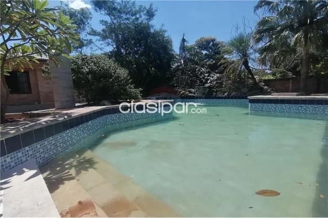 Hermosa casa en Ñemby superficie de lote 2.300m2 1,400,000,000 ₲, foto 2