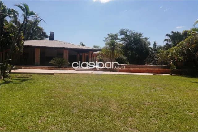 Hermosa casa en Ñemby superficie de lote 2.300m2 1,400,000,000 ₲, foto 3