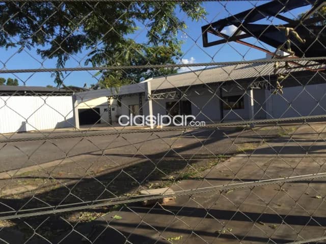 Deposito con Showroom en Asunción — foto 4
