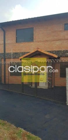 Amplio duplex en Villa Elisa, zona unilever. Y5526.ver. Y5526 — foto 1