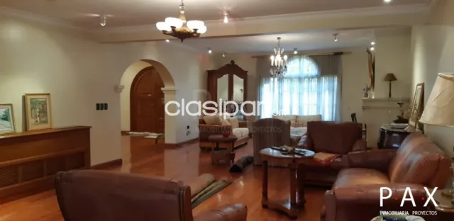 Villa Morra: Elegante residencia, 4 suites, gran jardín, piscina, 3.000 usd, foto 3