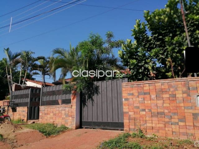 Casa en Ñemby barrio las lomitas cod 3537