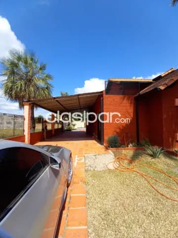 Casa amoblada en limpio barrio cerrado cod 3544 — foto 2