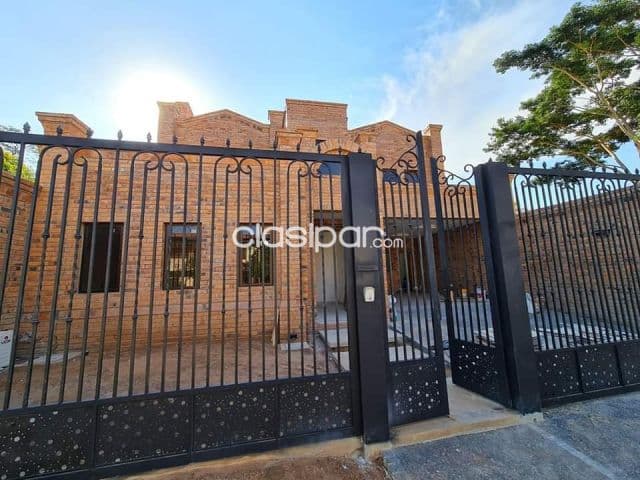 Hermosa Casa en Asuncion Barrio Mburucuya