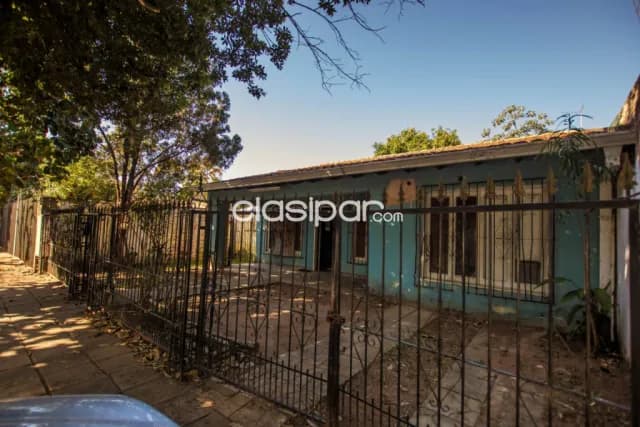 Barrio Herrera: 360m2 + casa a reciclar o demoler – 180.000 usd, foto 2