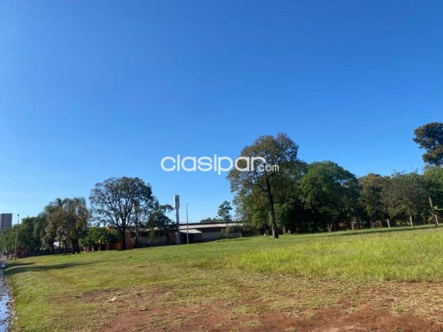 Hermoso terreno en cde a 100metros del estadio 3 de febrero, foto 1