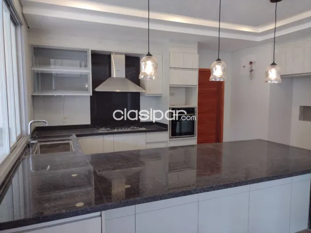 Hermosa residencia en bo.mcal estigarribia — foto 4