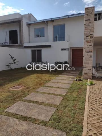 Hermosa residencia en bo.mcal estigarribia — foto 5