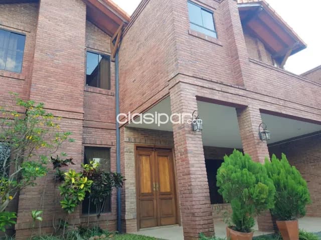 Hermosa residencia zona Villa Morra 480,000 usd — foto 2