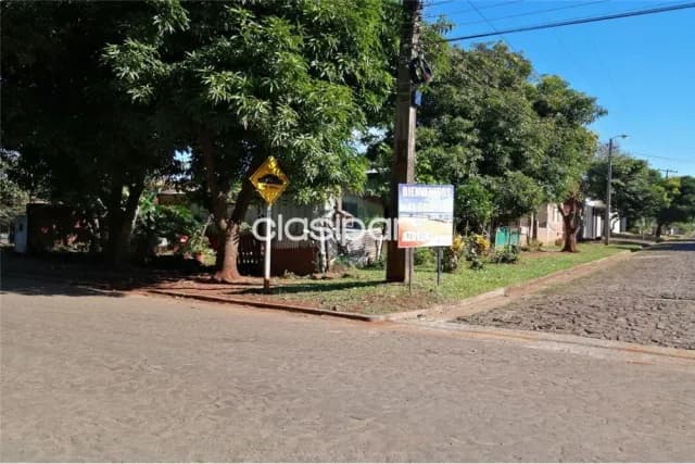 casa con tinglado en el barrio La Azotea: 2 habitaciones y un baño — foto 4