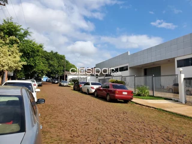 Terreno en b° pablo rojas con casa de madera — foto 2
