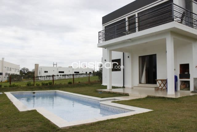 Casa en San Bernardino Aqua Village