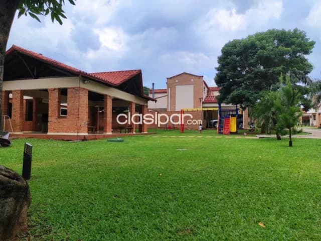 Duplex amplio en Luque zona confederación de Luque, foto 4