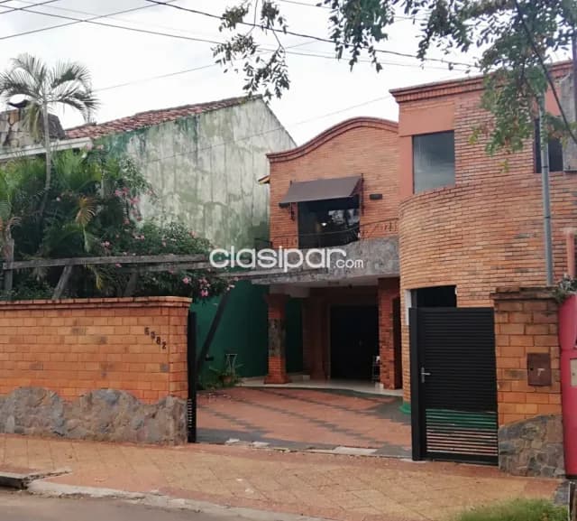 Casa sobre Campos Cervera (Barrio Mcal. Estigarribia), foto 2