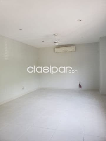 Se alquila casa en Manora