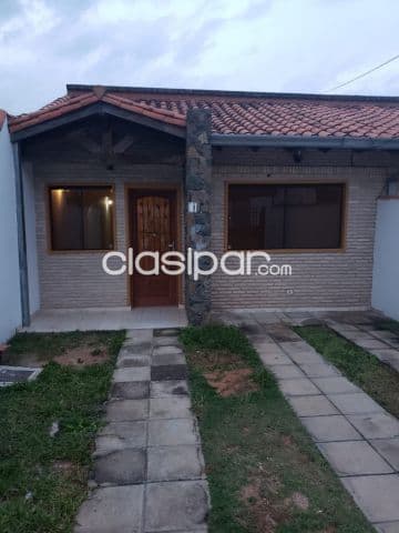 O vendo duplex en lambare zona colegio sek cod 3788 — foto principal