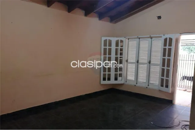 casa en el barrio Los Arrabales de Encarnación: 3 habitaciones y un baño, foto 4