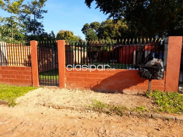 Casa con Gimnasio en Capiata Ruta 2