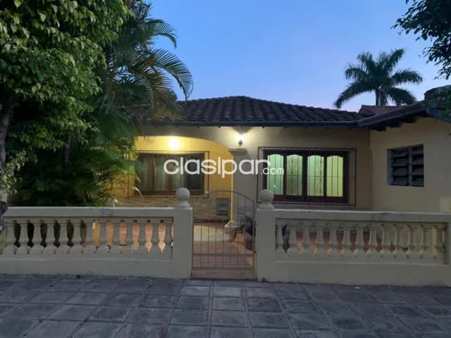 Hermosa Casa a 10 min del Centro de Asunción y Mercado 4!! — foto 4