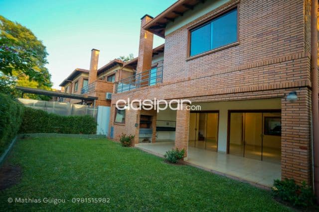 hermosa Casa en Asunción Los Laureles