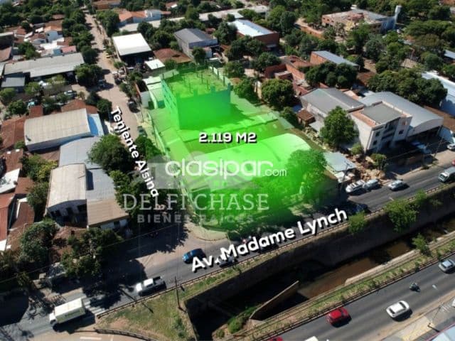 ¡En Venta! Hermosa Propiedad, Esquina de 2.119 m2. Sobre la Avda. Madame Lynch. (ID943)