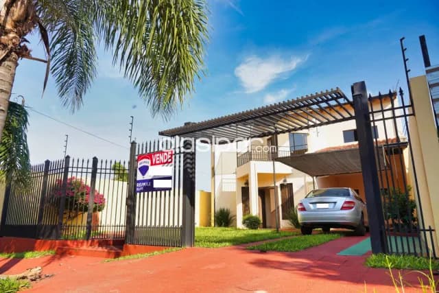 En venta amplia casa en Fernando de la Mora — foto 2