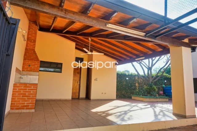 En venta amplia casa en Fernando de la Mora — foto 5
