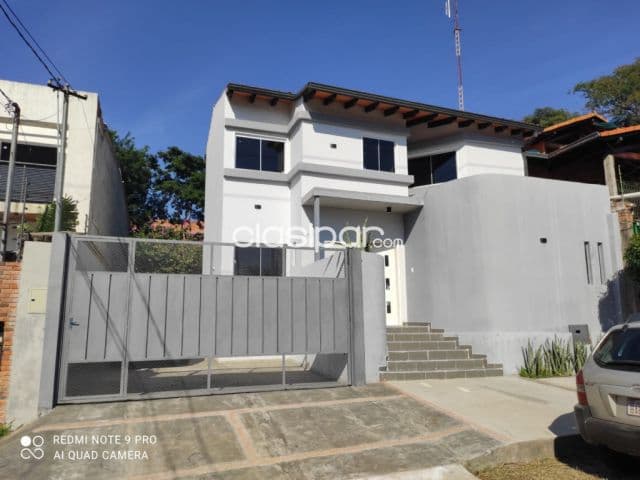 Hermosa casa en Lambaré