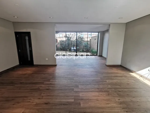 Luque – bourbon – conmebol: Alquilo dúplex, 3 dormitorios, 1.000 usd — foto 4