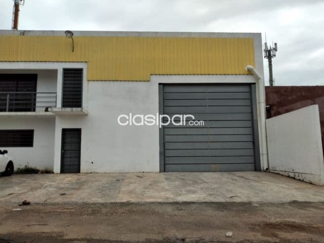 Hermoso Depósito en Luque — foto 1