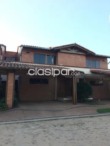 Duplex en Luque zona el cit en condominio, foto 2