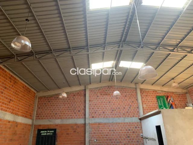 hermoso y amplio Deposito en Luque — foto 4