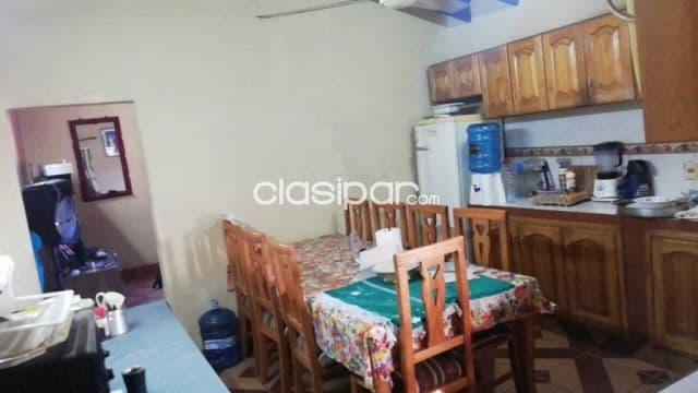 Casa en Villa Elisa de 6 habitaciones,av manditupecua y gondra