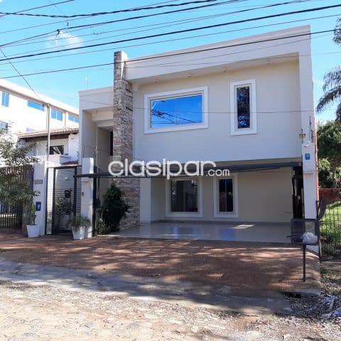 Hermosa residencia los laureles zona identificaciones — foto 1