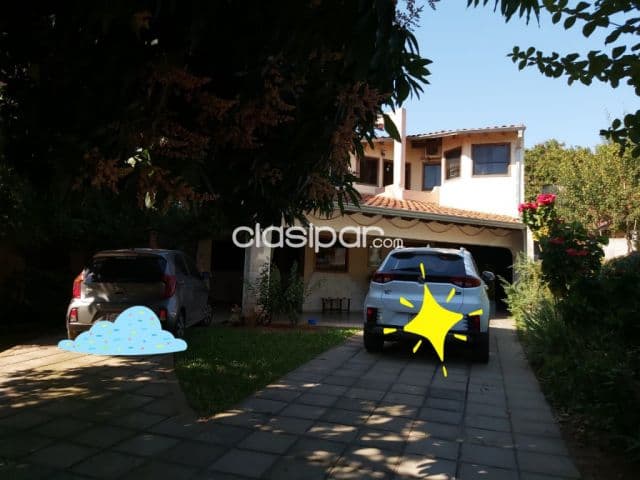Casa de 2 plantas con piscina sobre soldado ovelar Fernando de la Mora zona sur
