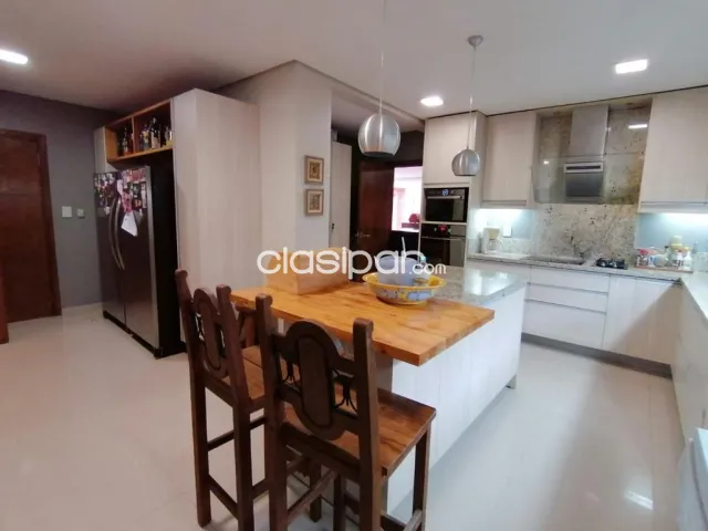 Ycua satí: Hermosa casa en venta, 4 dormitorios + depto. Independiente, 1.080 m2, - 980.00 — foto 4