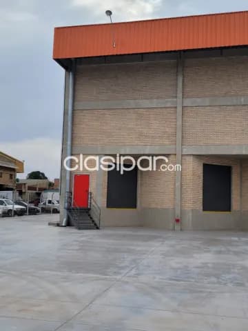 S/ av. Mcal. Lopez (Fernando de la Mora): Imponenete depósito, 1.340 m2, - 900.000 usd — foto 3