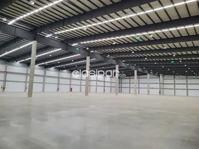 S/ av. Mcal. Lopez (Fernando de la Mora): Imponenete depósito, 1.340 m2, - 900.000 usd — foto 5