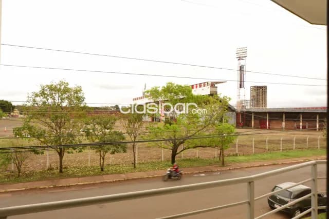 supermercado con estructura formada y muy conocida en Alto Parana — foto 2