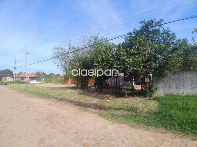 Terreno en esquina en Mariano Roque Alonso de 360m2