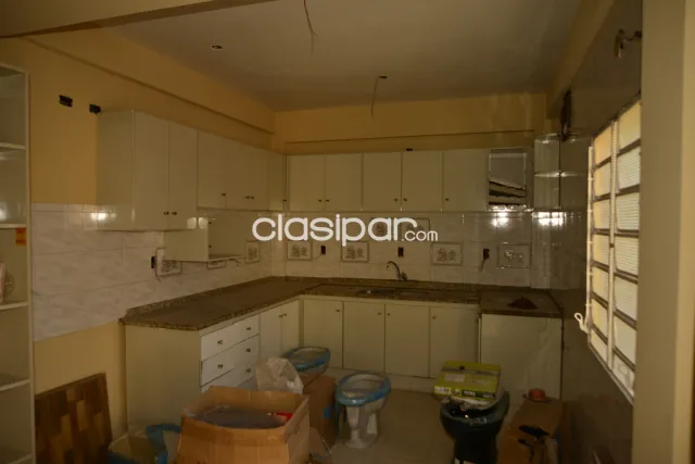 Hermosa residencia de de 07 habitaciones a 200 metros del lago republica, foto 2