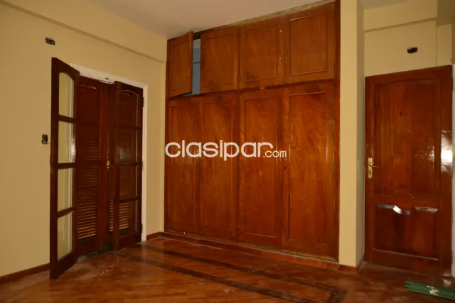 Hermosa residencia de de 07 habitaciones a 200 metros del lago republica, foto 4