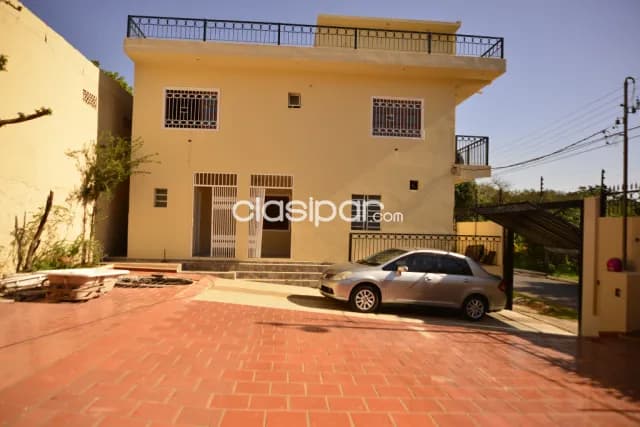 Hermosa residencia de de 07 habitaciones a 200 metros del lago republica, foto 5